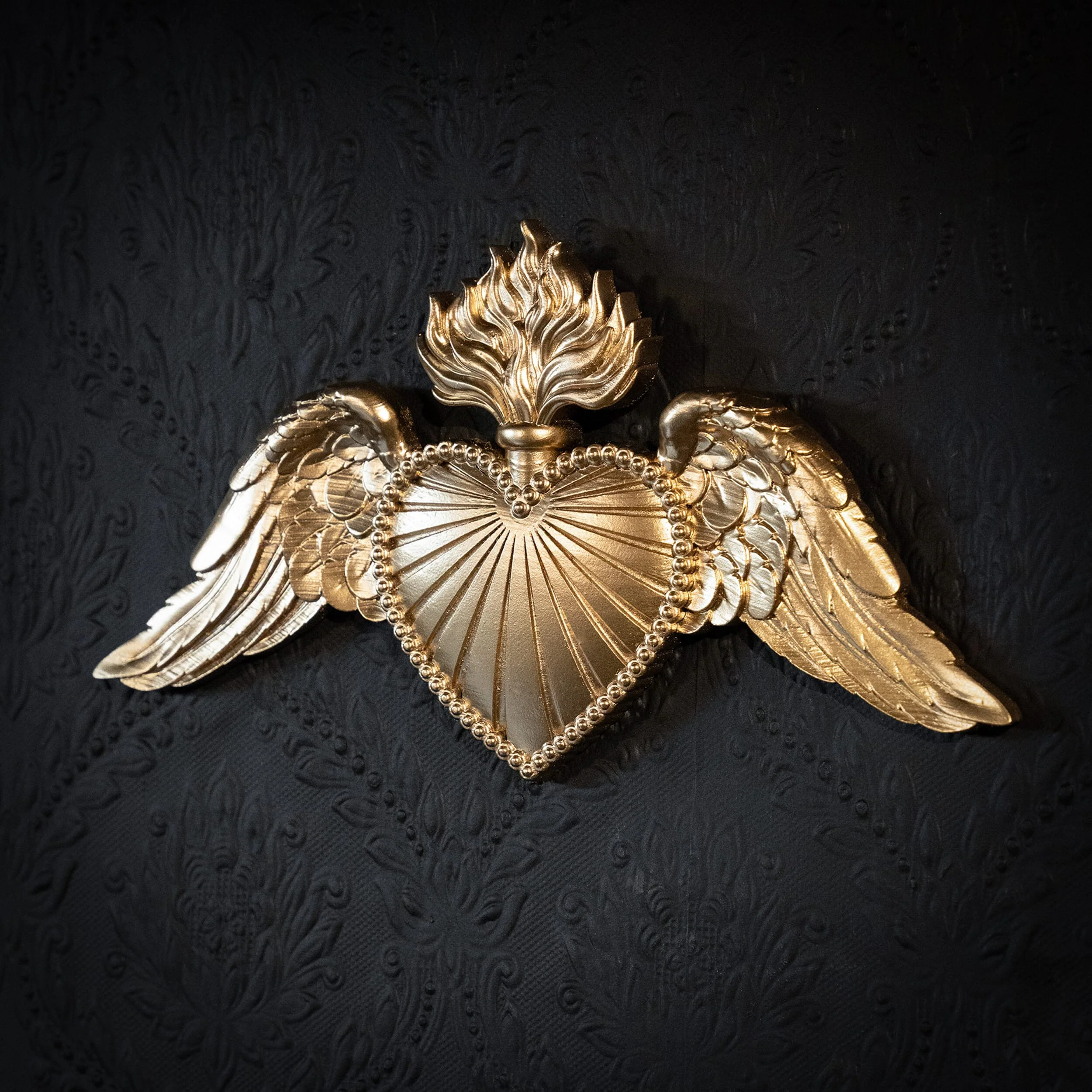 Fervour Winged Sacred Heart Plaque - Image 5