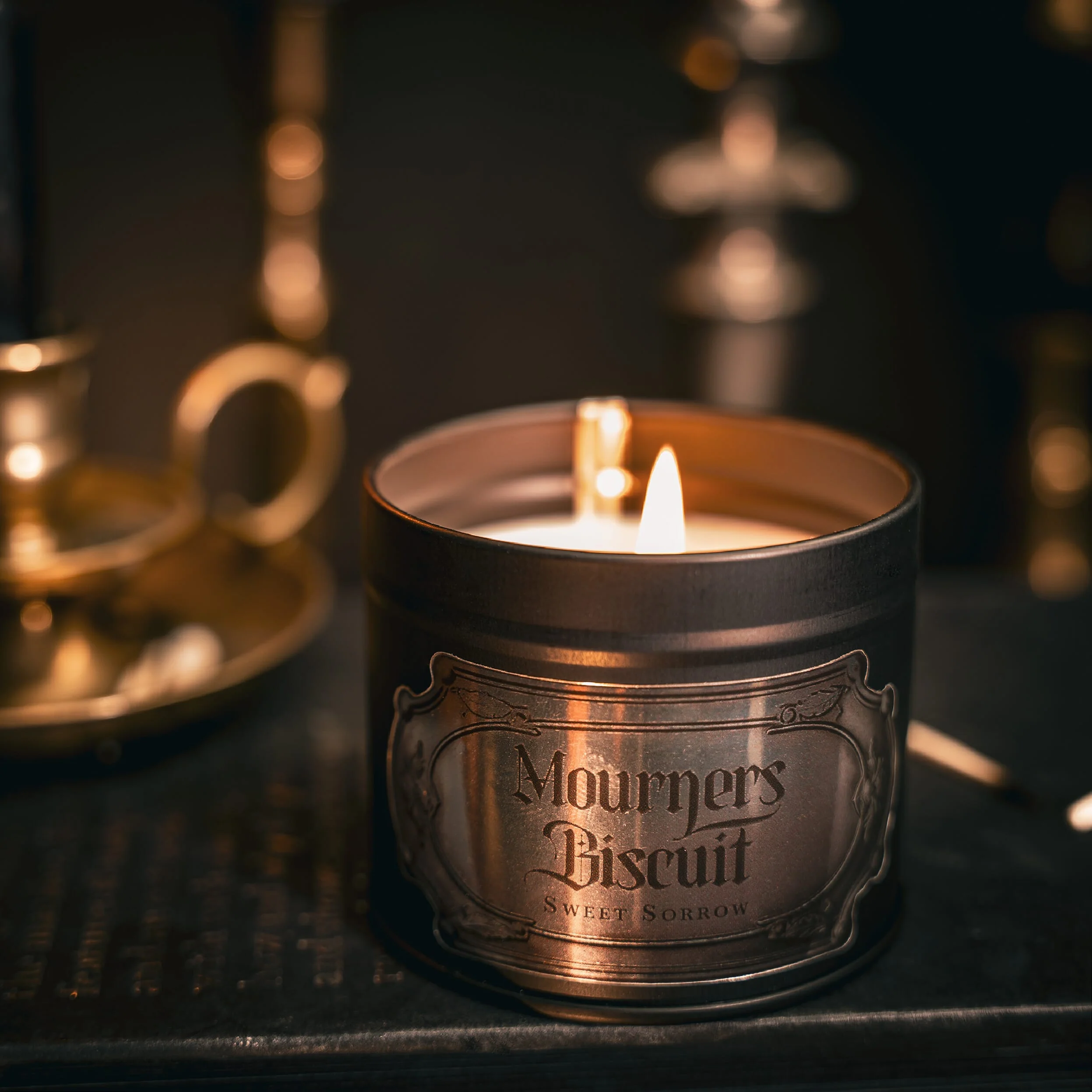 Mourners Biscuit Tin Candle - Image 3