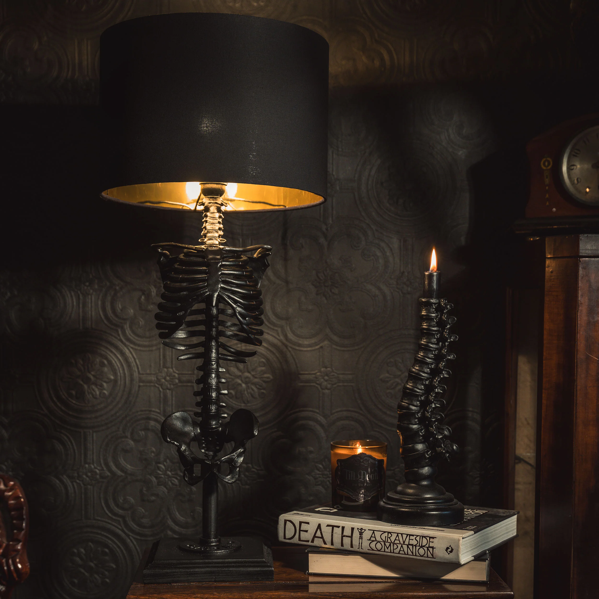 The Skeleton Lamp by The Blackened Teeth - Image 4