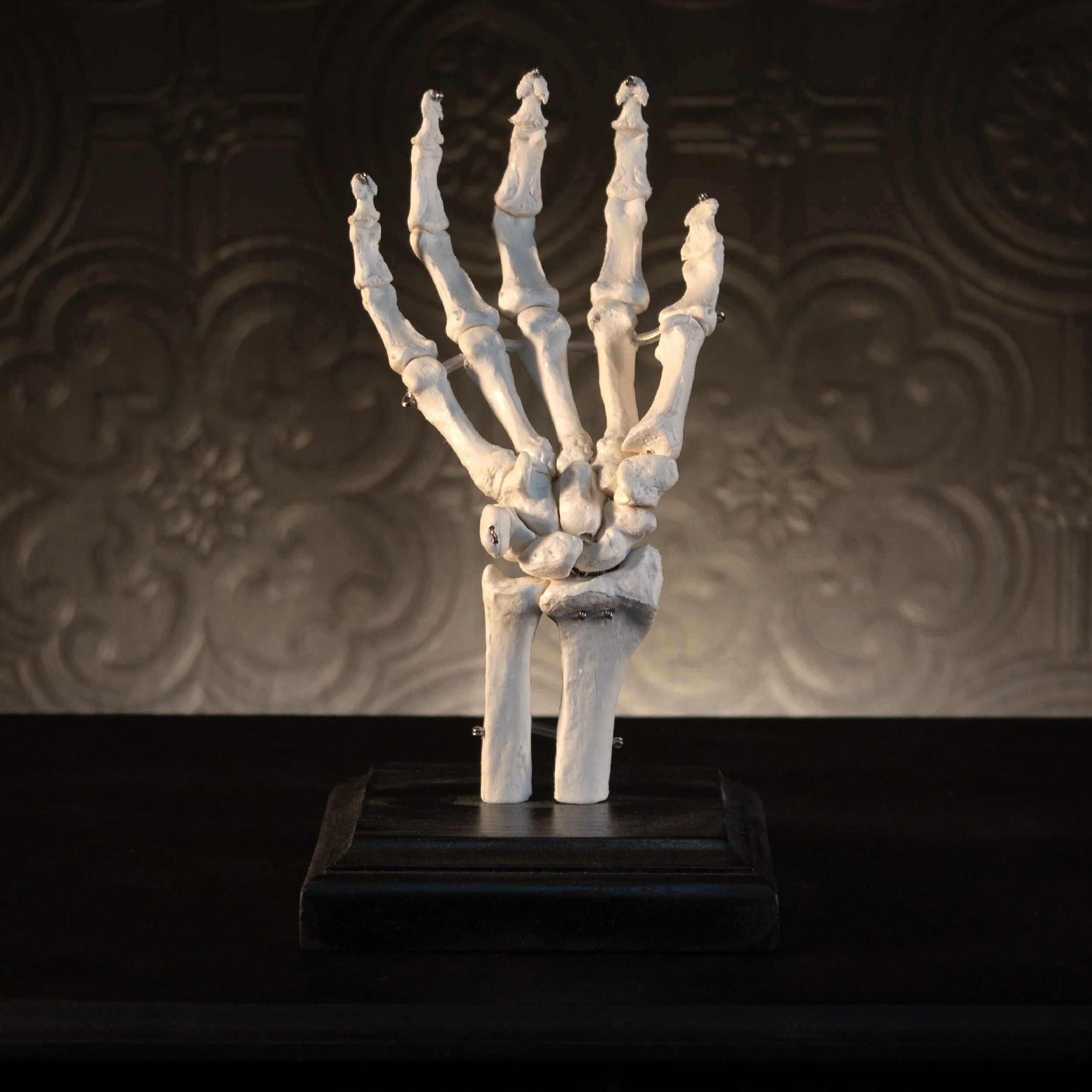 Skeleton Hand Jewellery Stand - Image 3